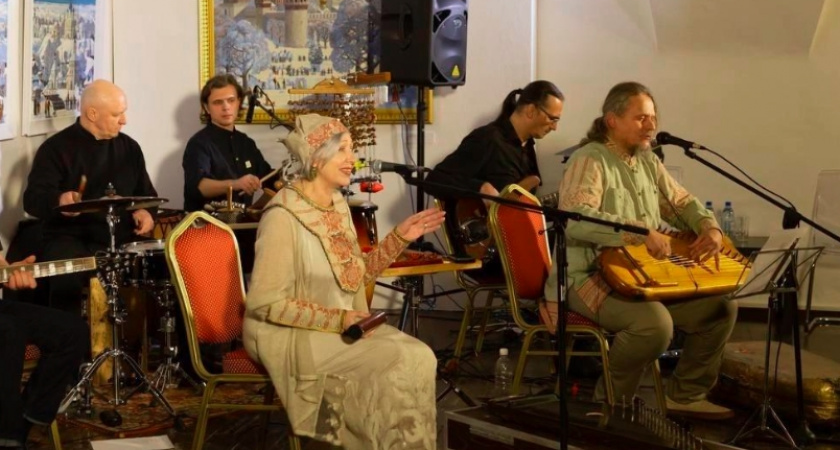 В Суздале на уникальных концертах русской музыки можно послушать гусли, свирель и жалейку