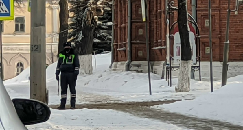 Права остались дома? Инструкция на всю жизнь: как действовать и что сказать инспектору ДПС, чтобы избежать наказания