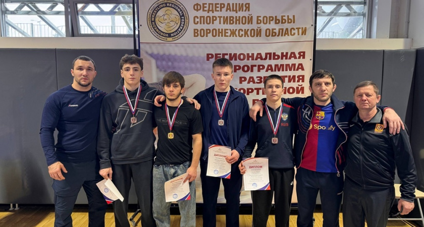 Владимирские борцы завоевали пять медалей и путевки на первенство России