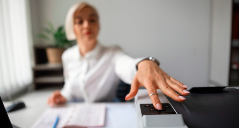 Бывший директор спортивной школы Владимирской области 2 года начисляла фиктивные зарплаты и премии