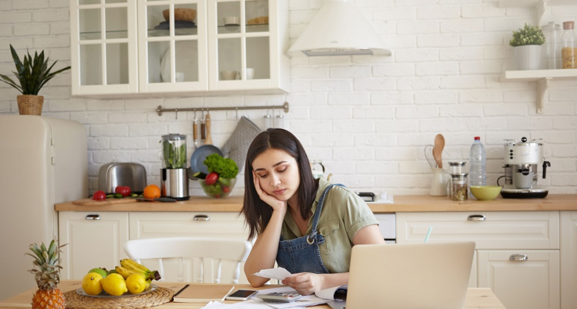 Почему при одинаковых доходах одни живут бедно, а другие — хорошо: вся разница — в одном