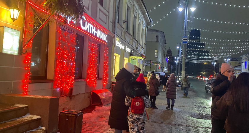 Прежде чем броситься на помощь, стоит прислушаться к мудрости Льва Толстого — вот о чём он предупреждал