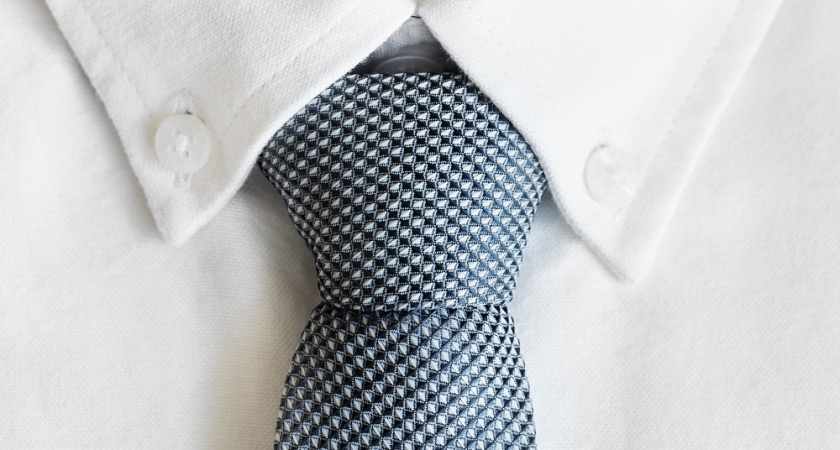 Как завязать галстук за 30 секунд: простая пошаговая инструкция