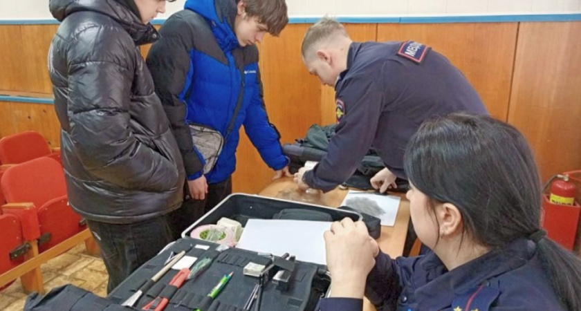 Гусевских студентов заинтересовала экспертно-криминалистическая служба