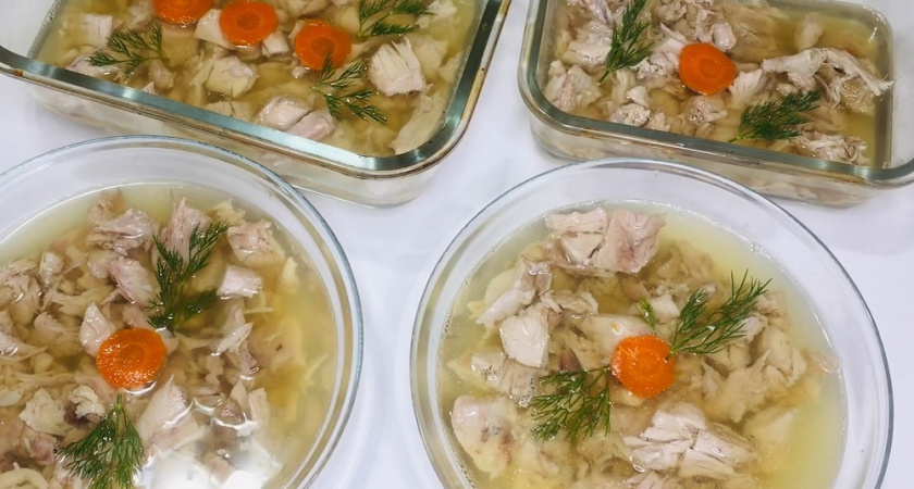 От пиццы из лаваша до нестандартного холодца: 5 необычных рецептов, от которых все будут без ума