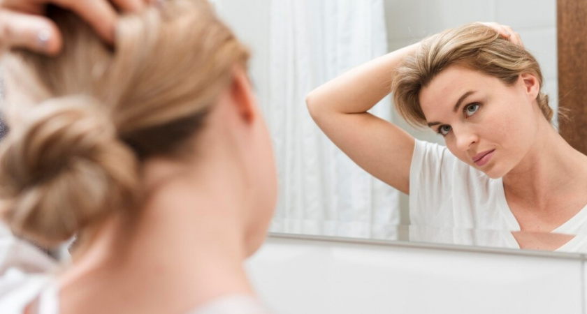 Всего щепотка в шампунь - и забудете о засаленных волосах: проверенный лайфхак из СССР