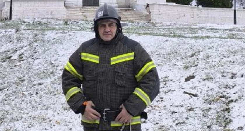 Владимирский пожарный спас жизни двух горожан в свой выходной