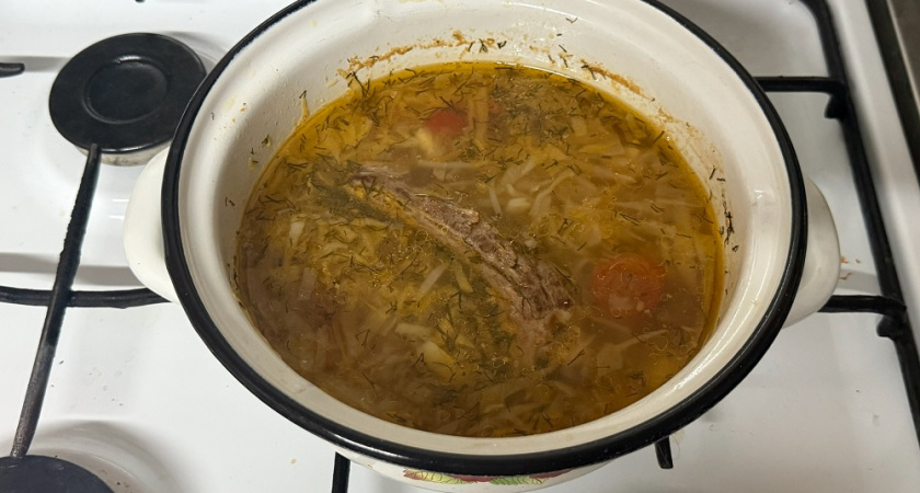 Как нужно варить суп - под крышкой или без: советует шеф-повар 