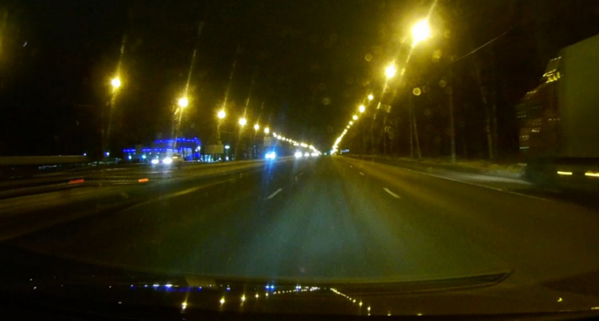 Верховный суд предупреждает: из-за простой замены ламп в фарах можно остаться без прав