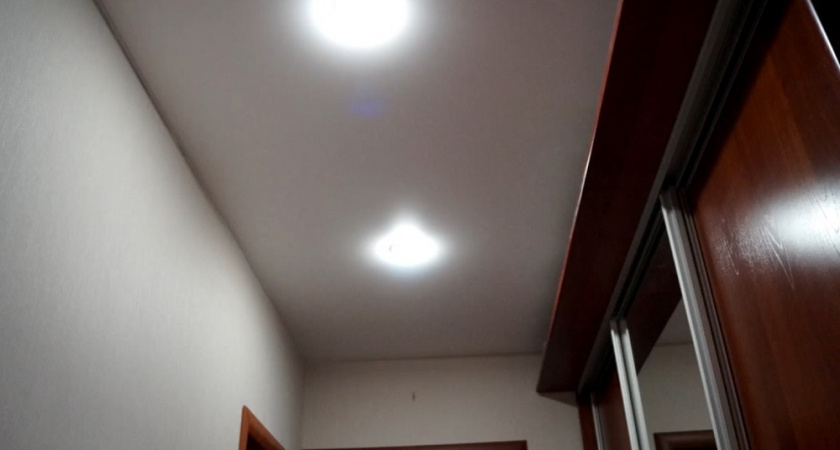 Чем заменить надоевшие натяжные потолки: 4 способа от мастера сделать потолок современным и стильным