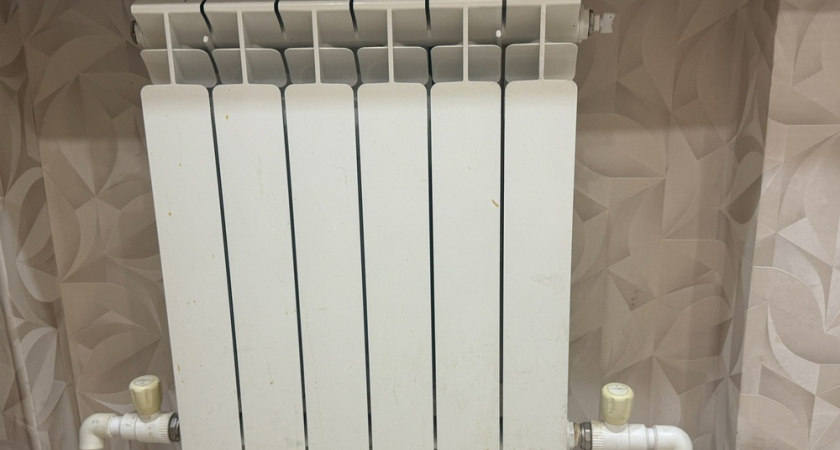 Батареи еле греют? Россиянам раскрыли, когда и как они могут добиться перерасчета за отопление