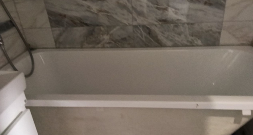 Натираю ванну одним средством — через 5 минут она сияет без царапин: никаких абразивов