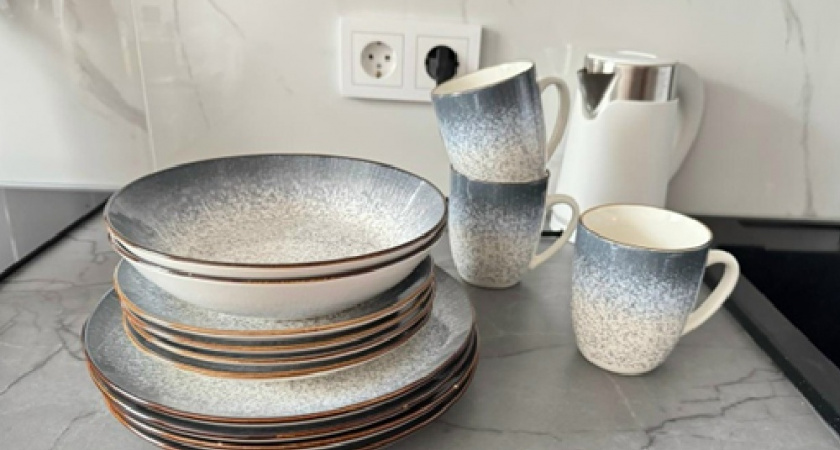 Почему я храню стаканы и чашки перевёрнутыми: хитрость, которая сделает кухню чище и уютнее — запомните раз и навсегда