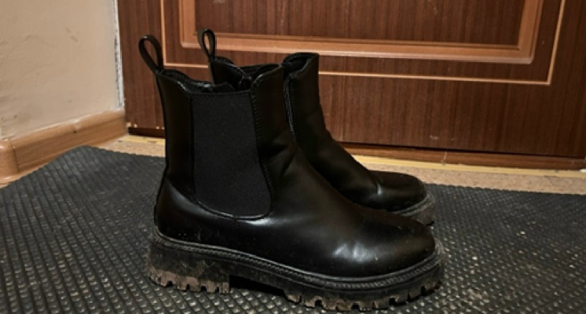 Весь день хожу в зимней обуви и она не воняет: пользуюсь одним дедовским способом — рабочий лайфхак для зимы