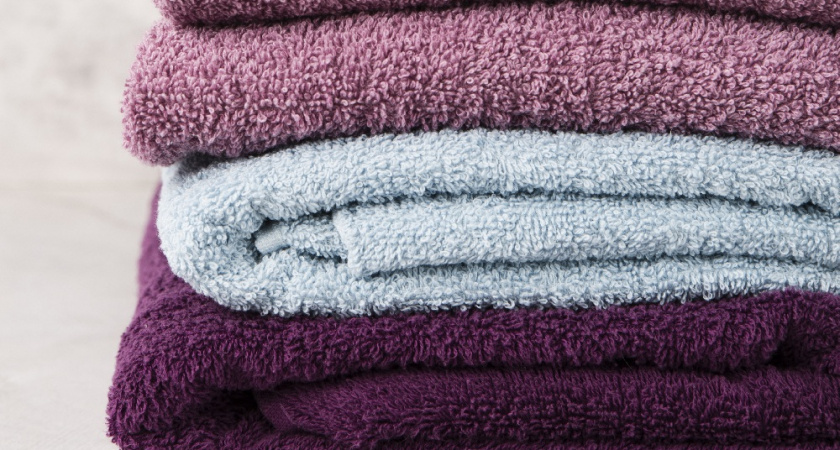 Секрет мягких полотенец без химии: простая хитрость с ложкой соли  — одна простая добавка меняет всё