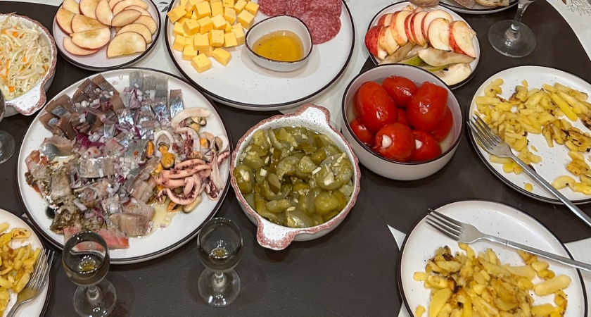 Названо самое отвратительное блюдо мира — и это салат из России: вы ни за что не догадаетесь, что попало в антирейтинг 