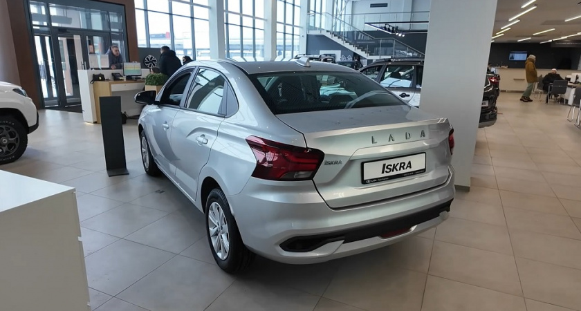 Вся правда о LADA Iskra 2026: не покупайте, пока не прочитаете это - полный разбор плюсов и минусов
