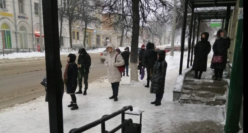 Солнце "улыбнулось" Земле: чем грозит "смайлик" на светиле - прогноз магнитных бурь в феврале-2026 и как их пережить