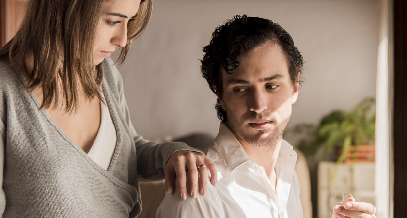 «Сразу видно, что вы ему безразличны»: 4 признака, которые нельзя игнорировать