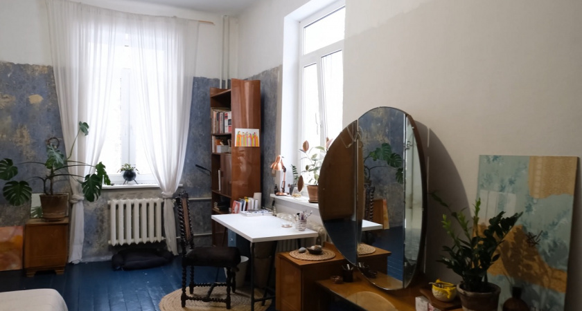 Минимализм вышел из моды: 6 идей в дизайне интерьера, которые набирают популярность в 2026 году