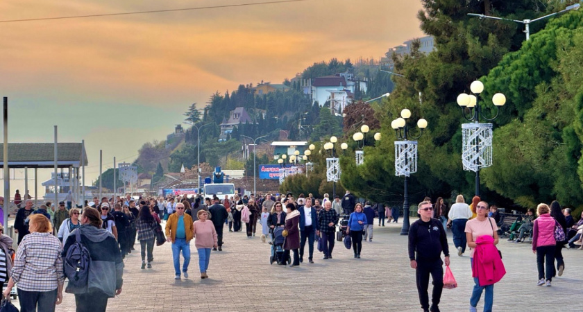 Море рядом и спокойная жизнь: 3 города в Крыму, идеально подходящих для жизни после 60