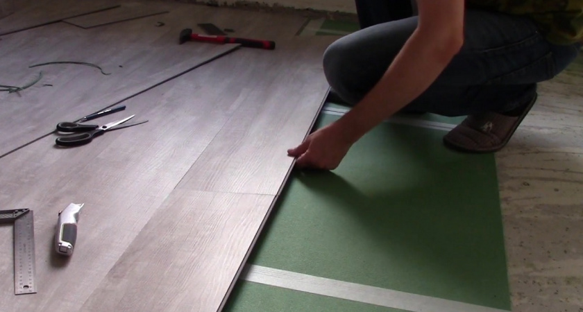 Выглядит на миллион, а служит дольше ламината: вся правда о "вечном" напольном покрытии, которое обожают дизайнеры и мастера