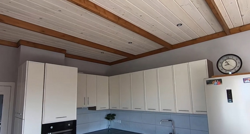 Натяжные потолки уходят в прошлое? Предлагаю 3 стильных альтернативы, которые преобразят ваш дом