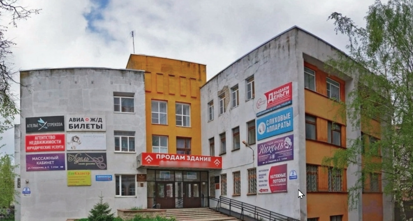 В самом центре Александрова выставили на продажу здание бывшей горадминистрации