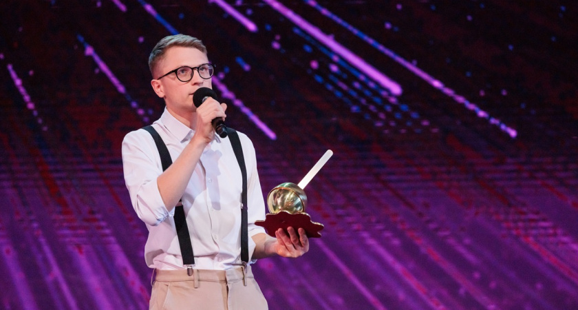 Карабановский певец победил в вокальном шоу «Конфетка»