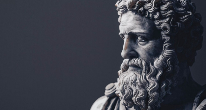 Сократ объяснил это 2500 лет назад: почему у мудрых людей всегда мало друзей