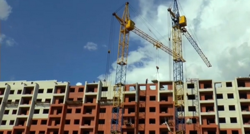 Монолитные дома 90-х: почему они стареют спустя 30 лет и чего ждать жильцам?