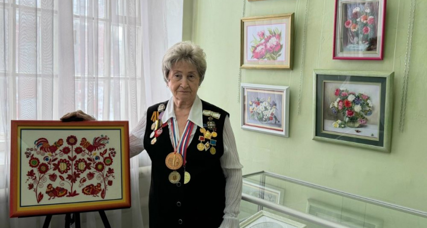 Жительница Камешковского округа владеет 27 техниками вышивки