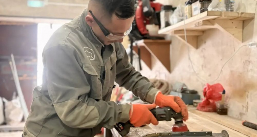 Для парков и скверов Владимира обновляют скамейки и лавочки