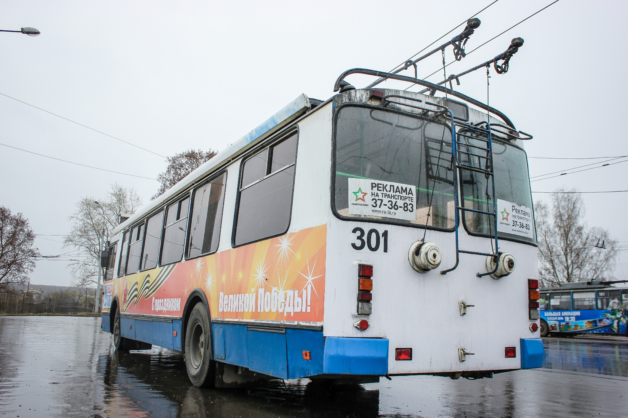 Автобусы и троллейбусы в День Победы пустят по новым маршрутам