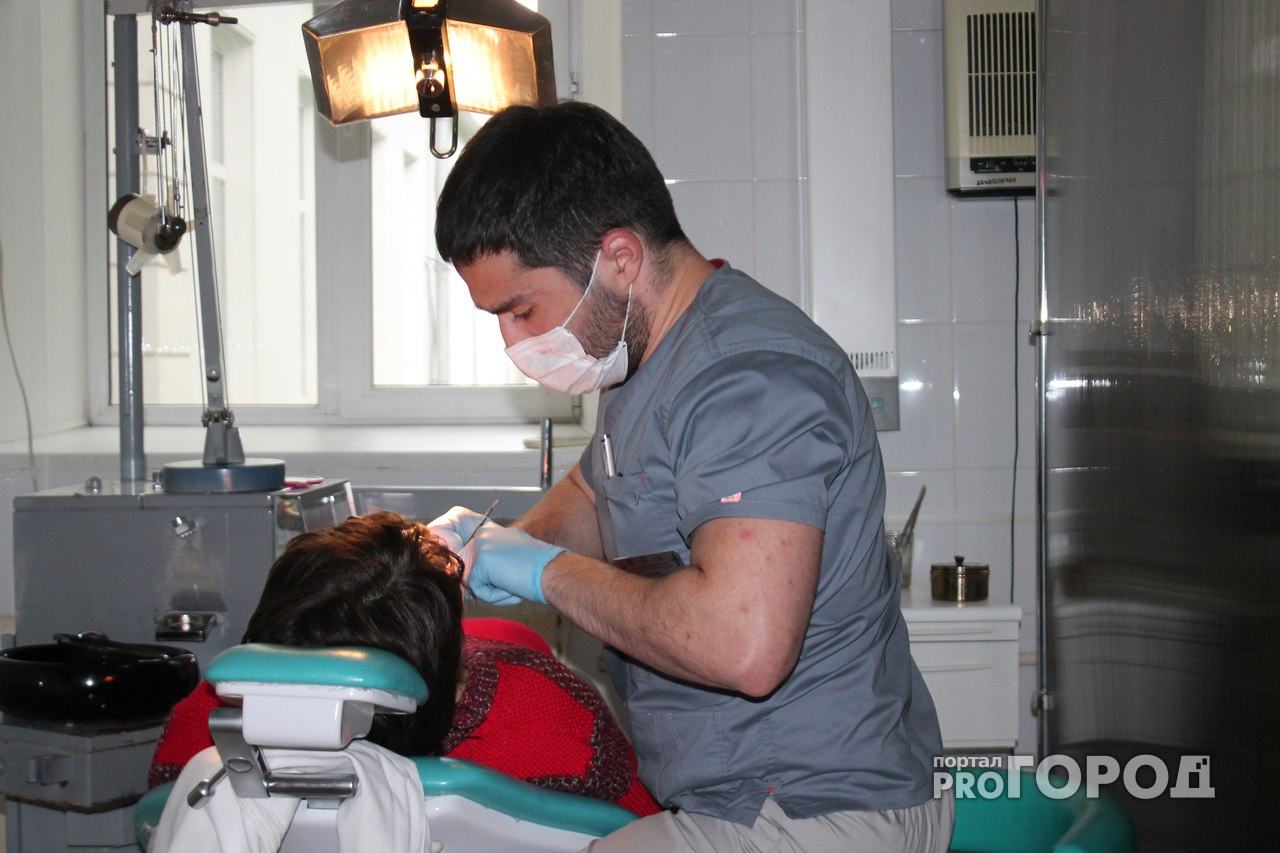 Самый брутальный владимирский стоматолог: о женщинах в своем кресле и "липовых" врачах