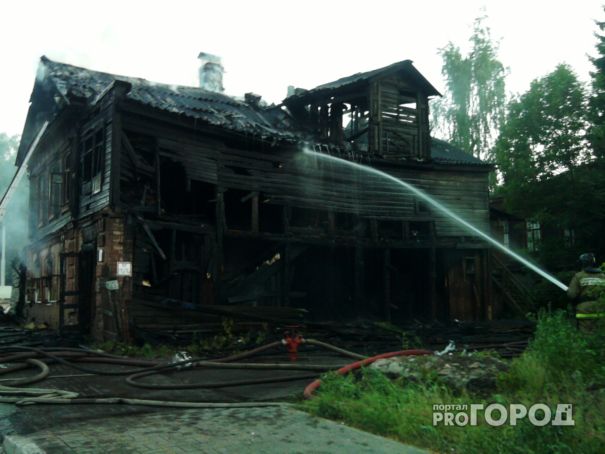 Житель Владимирской области из ревности сжег шесть квартир и автомобиль