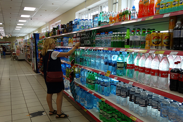 Владимирские активисты провели "зачистку" местных продуктовых магазинов