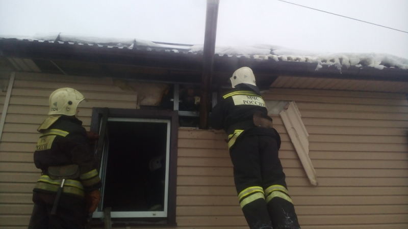 В Энергетике произошел пожар в дачном доме