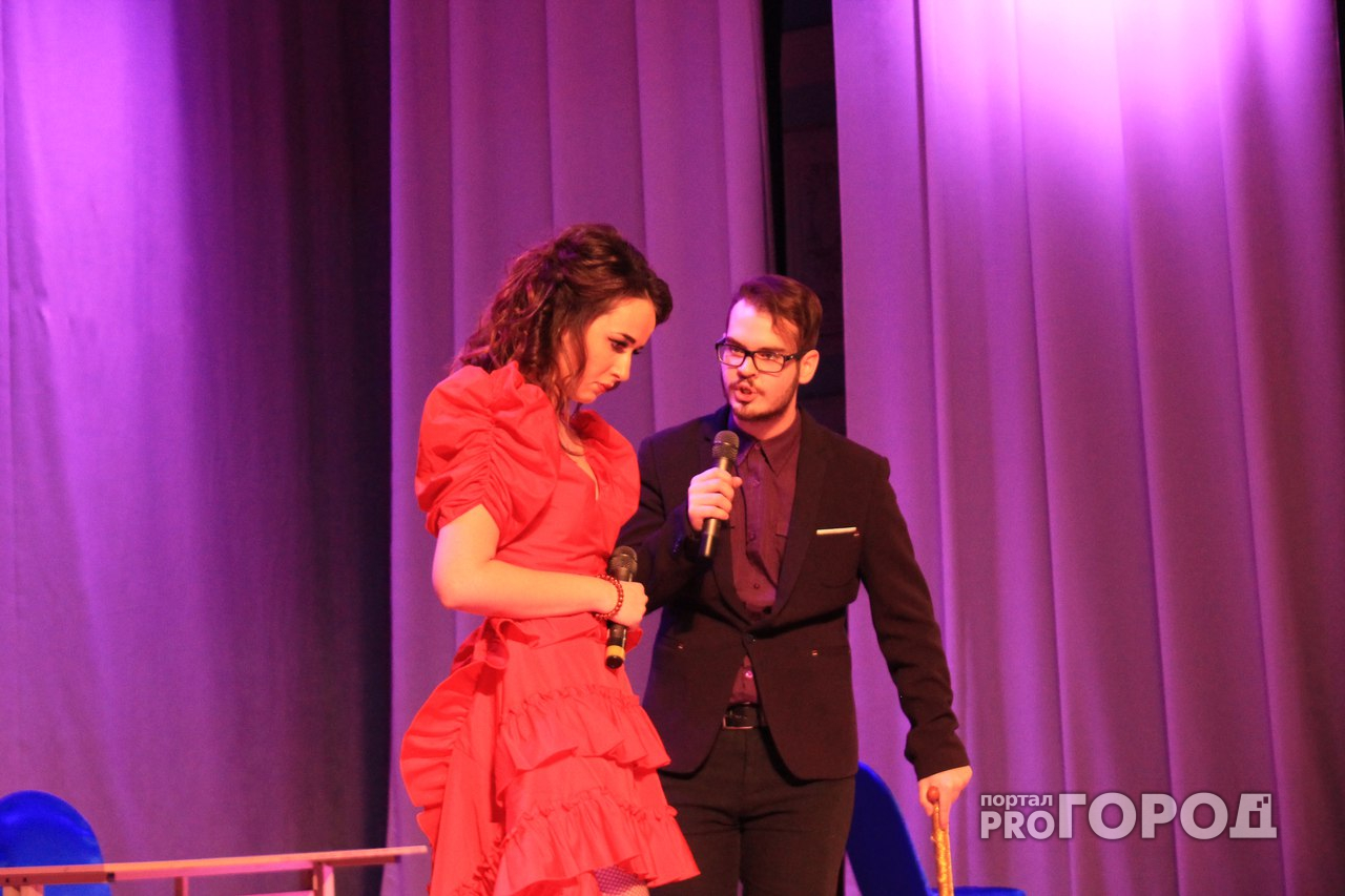 Студенты ВлГУ устроили зажигательный бал в стиле «Мулен Руж»