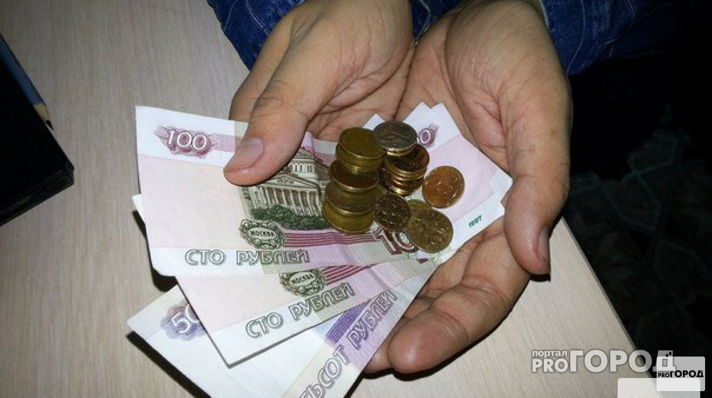 Новоиспеченных владимирских родителей приглашают получить денежное пособие