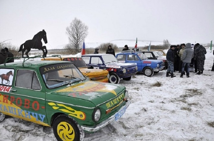 Владимирцев приглашают принять участие в гонках на "запорожцах"