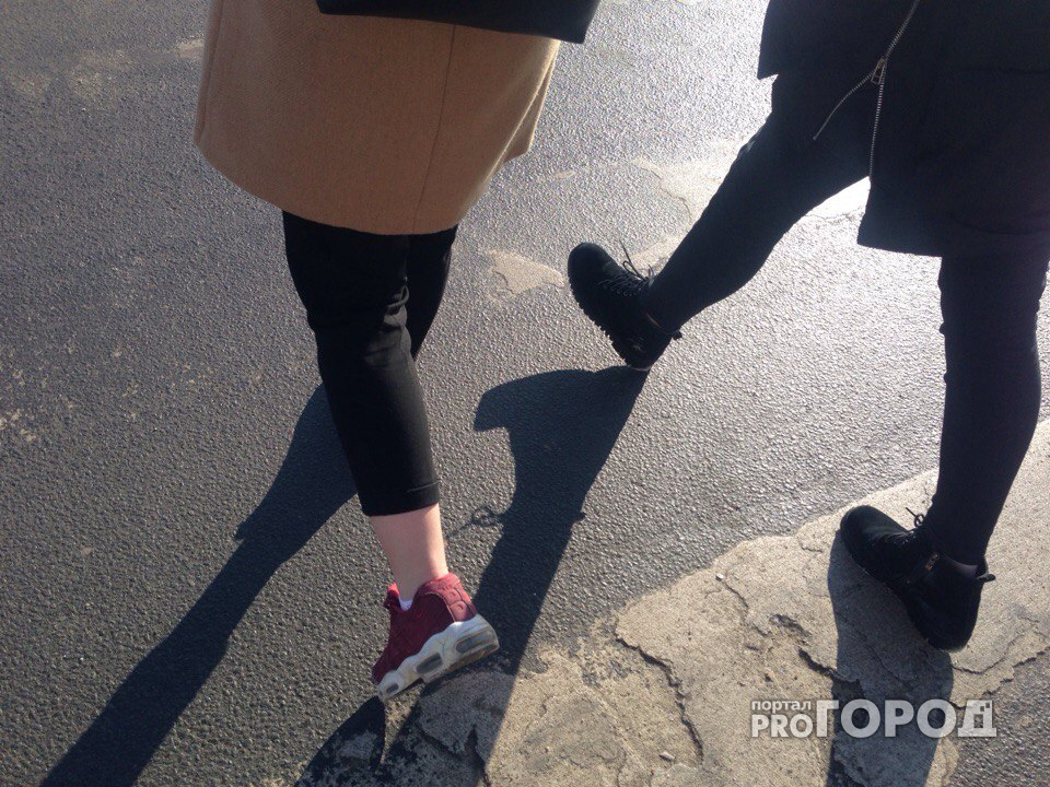 Молодые люди во Владимире рискуют здоровьем ради нелепой "моды"