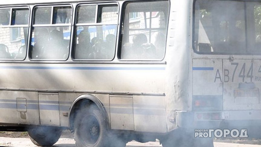 Во Владимире загорелся автобус, на котором журналисты ехали проверять пожароопасные объекты