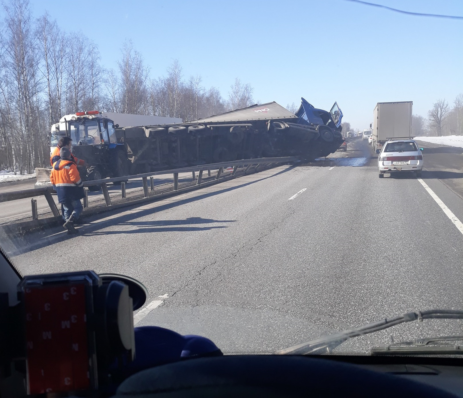 Во Владимирской области в сторону Москвы собирается большая пробка
