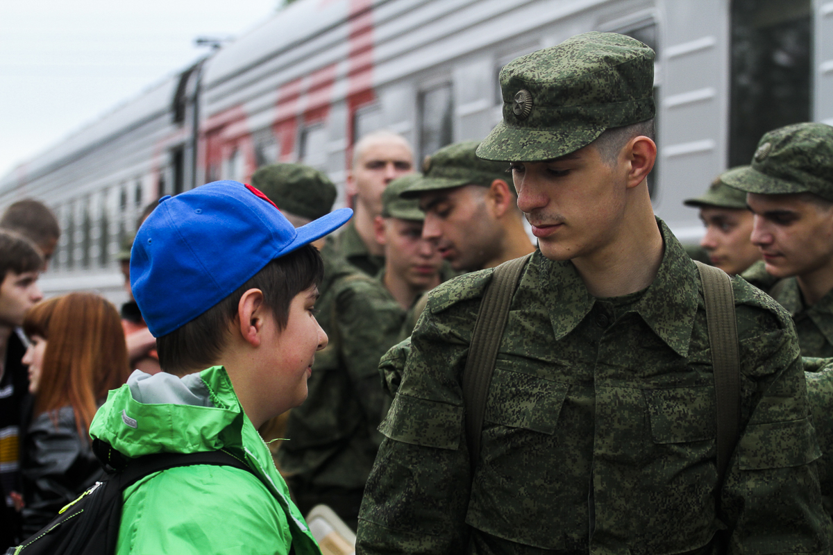 Освобожденных от службы россиян призовут в армию