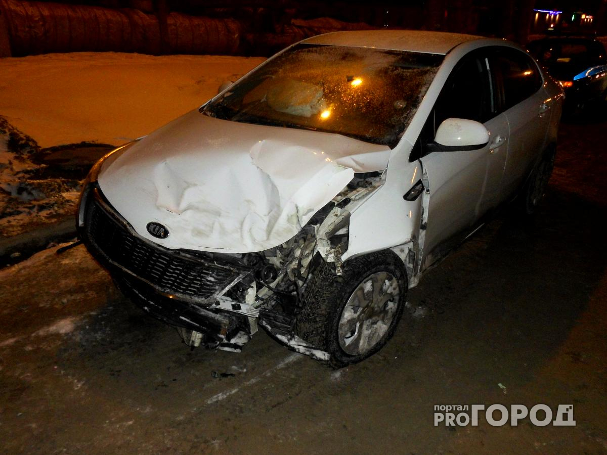 Под Владимиром в страшной аварии погиб пассажир "Киа-Рио"