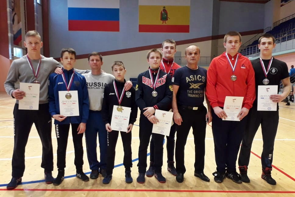 Владимирские борцы привезли "золото" со всероссийских соревнований
