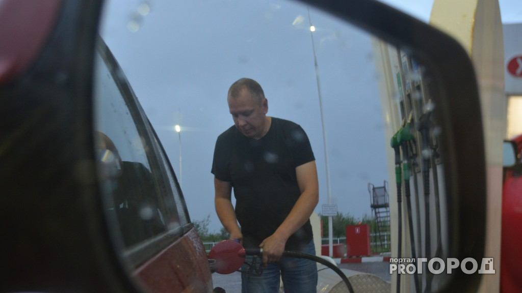 Аномальный рост цен на бензин в РФ возмутил владимирцев