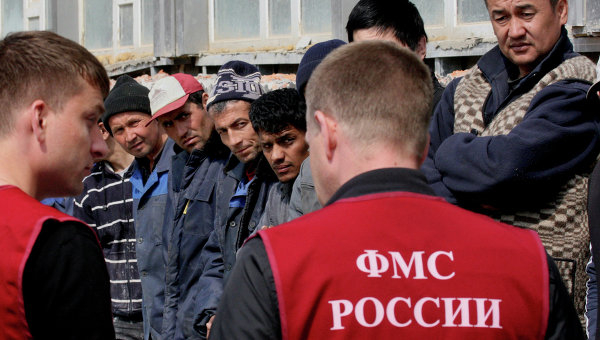 В этом году из 33 региона выселили более 100 иностранцев