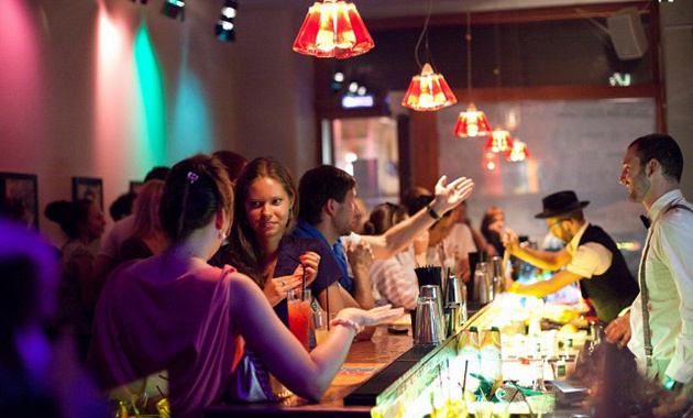 Известный режиссер был замечен во владимирском баре (фото)